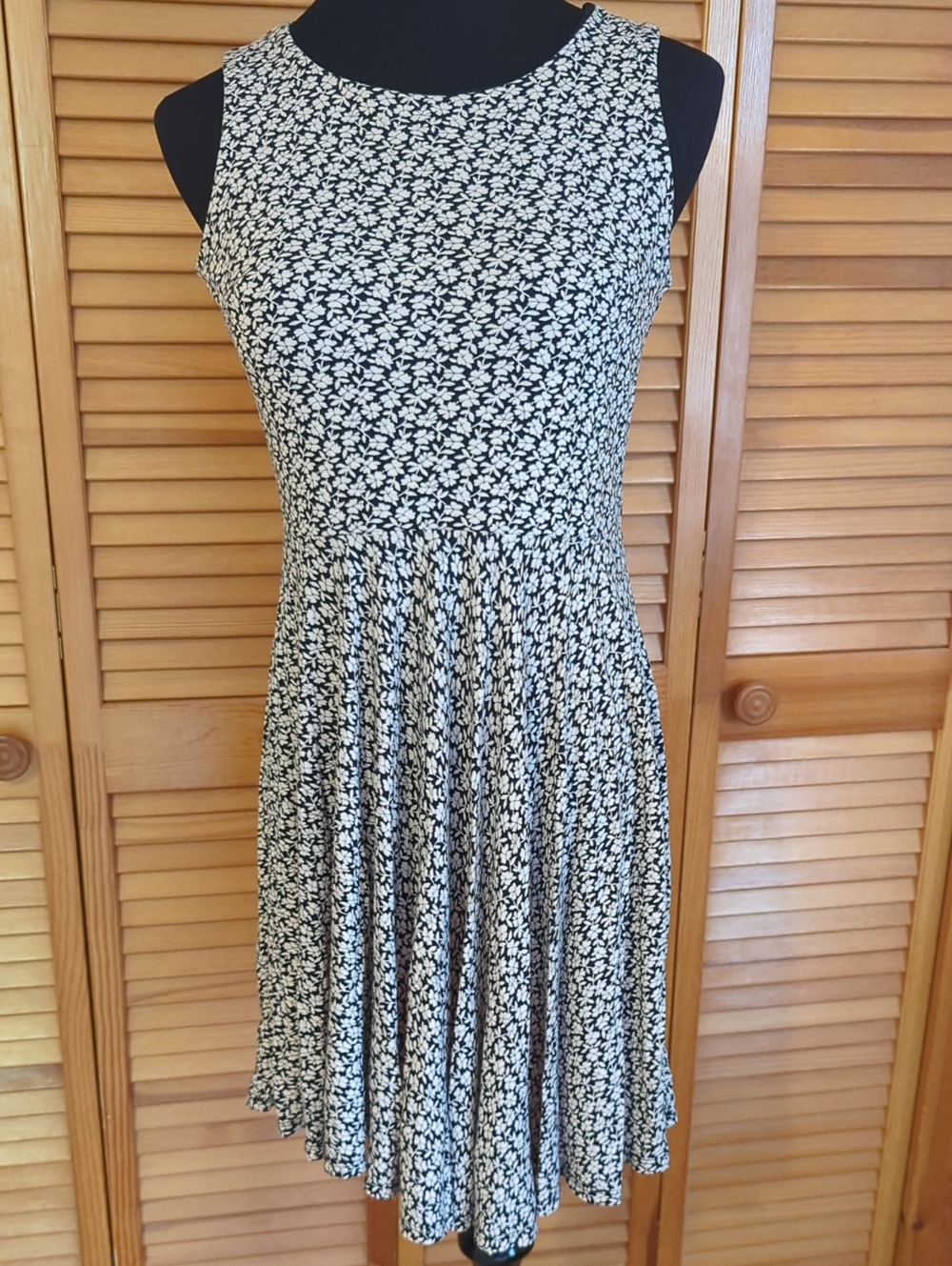 3/$15 Ann Taylor Loft Dress Asymmetrical Floral Pattern Sleeveless Dress S/M